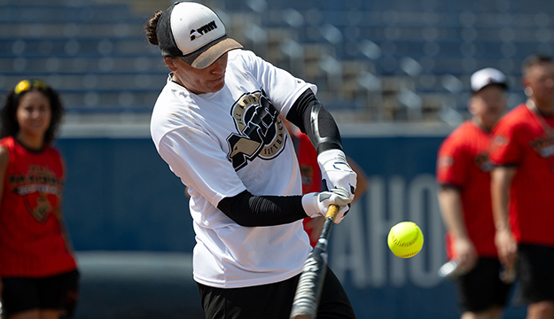 Army Sgt. Melina Wilkinson hits a home run in the home run derby competition at the start of the 2024 Armed Forces Men’s and Women’s Softball Championship hosted by USA Softball at the USA Softball National Hall of Fame Complex in Oklahoma City Aug 13, 2024. The 2024 Armed Forces Men’s and Women’s Softball Championship hosted by USA Softball at the USA Softball National Hall of Fame Complex from 13-19 August features Service members from the Army, Marine Corps, Navy, Air Force (with Space Force personnel) and Coast Guard. Teams will battle it out for gold. (DoD photo by EJ Hersom)